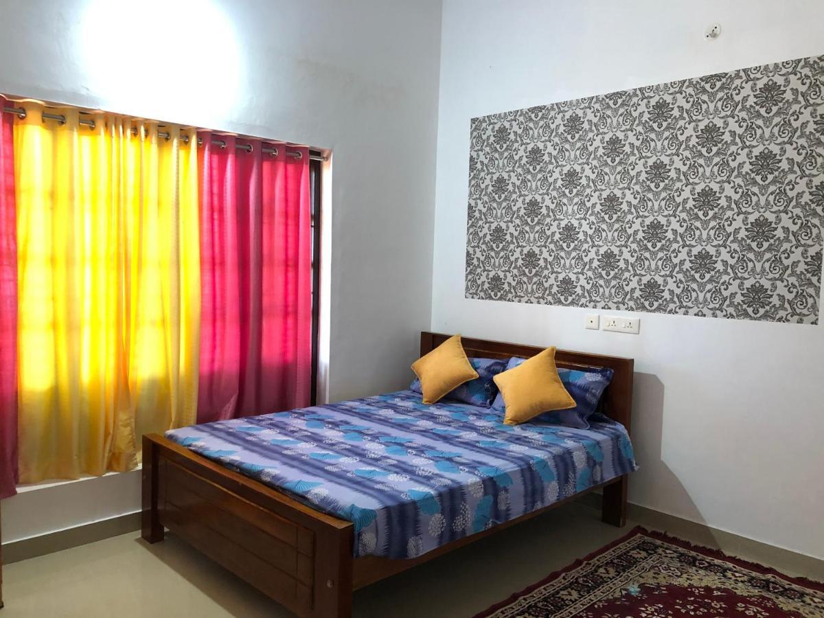 Candlehut Homestay Nileshwar Екстер'єр фото