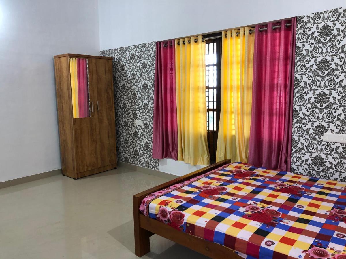 Candlehut Homestay Nileshwar Екстер'єр фото